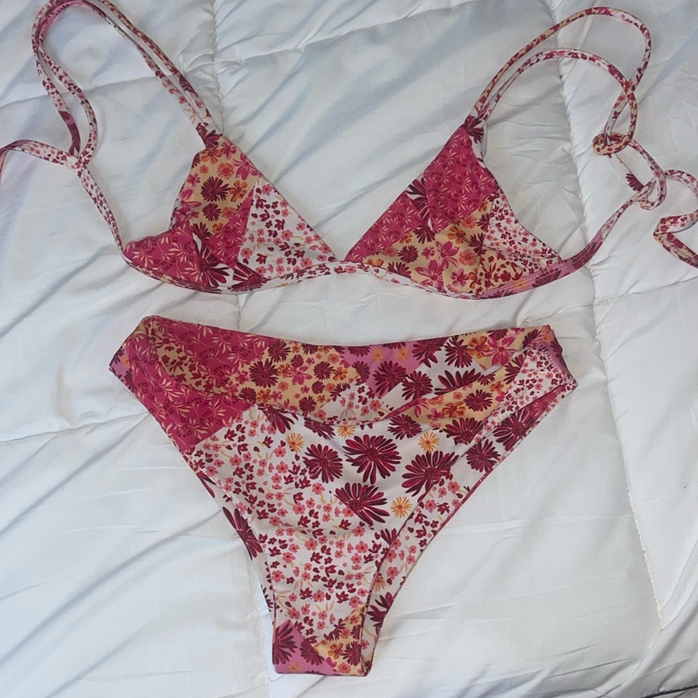 Kulani Kinis Sahara Bikini